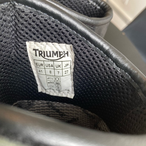 Triumph Motorcycle Boots - Picture 5 of 8